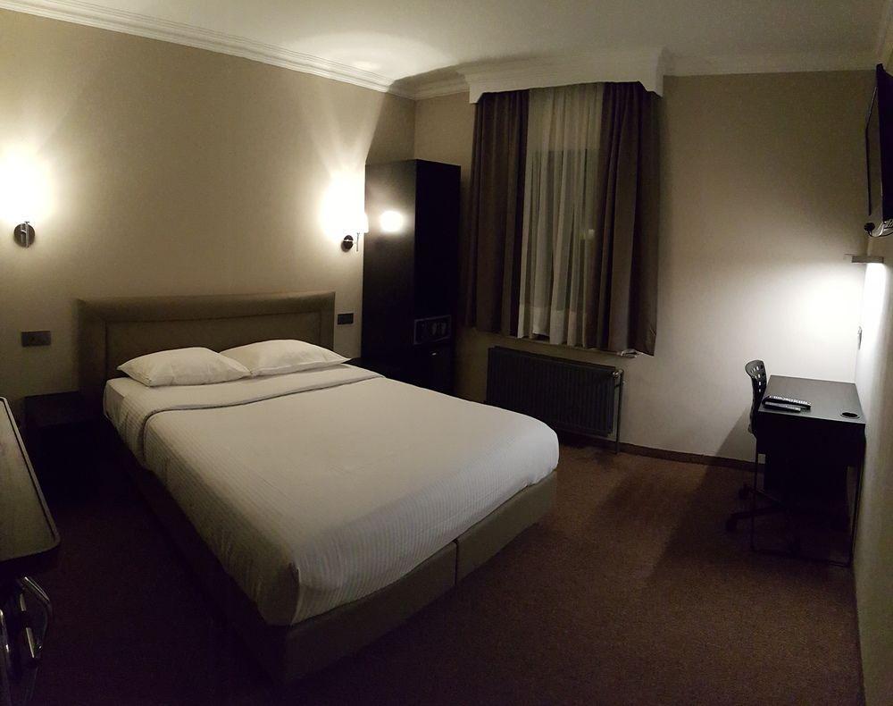 Hotel Le Chantecler Bruxelles Eksteriør billede